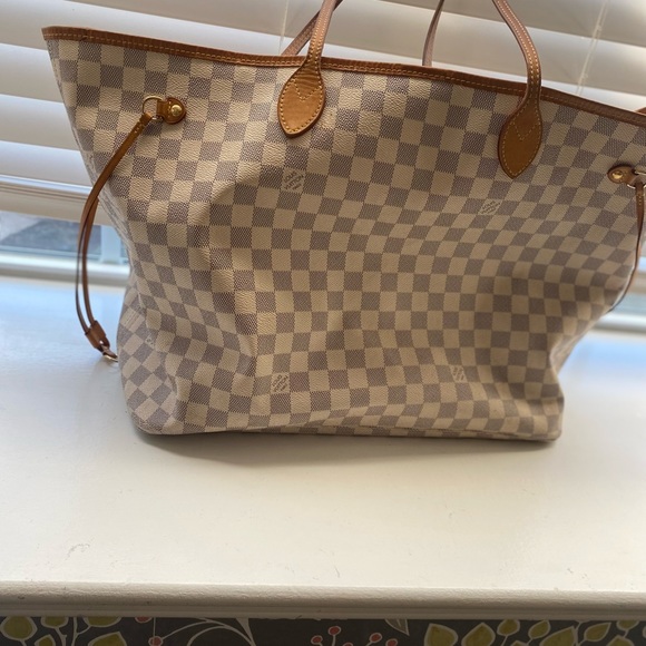 Louis Vuitton Neverfull GM - Picture 2 of 3